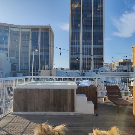Unique Solar Penthouse With Jacuzzi And Sauna In Central เอเธนส์ ภายนอก รูปภาพ