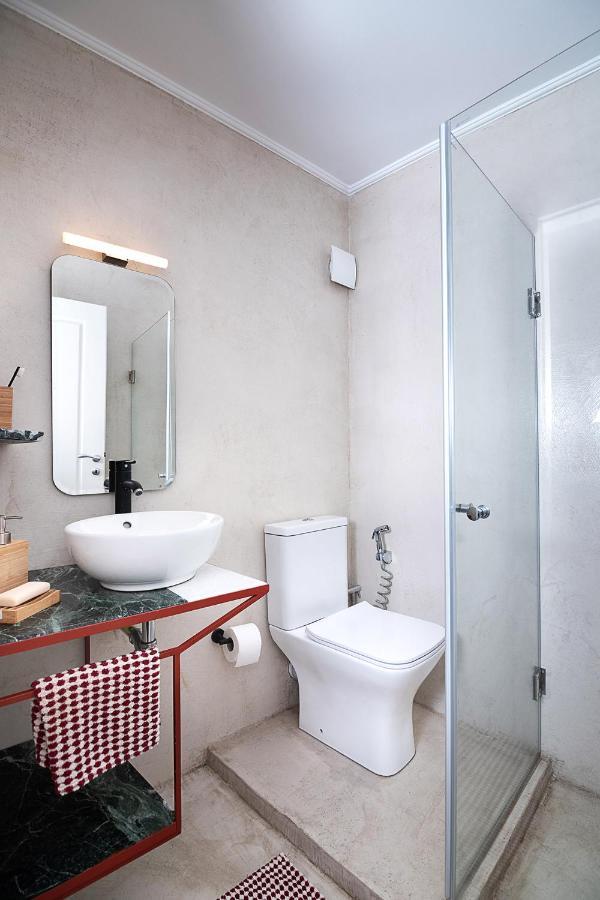 Unique Solar Penthouse With Jacuzzi And Sauna In Central เอเธนส์ ภายนอก รูปภาพ