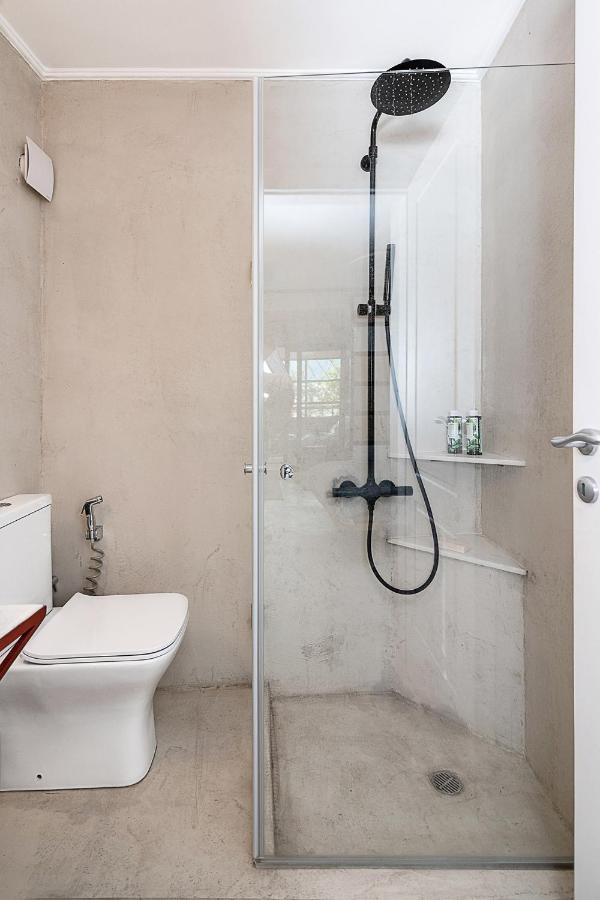Unique Solar Penthouse With Jacuzzi And Sauna In Central เอเธนส์ ภายนอก รูปภาพ