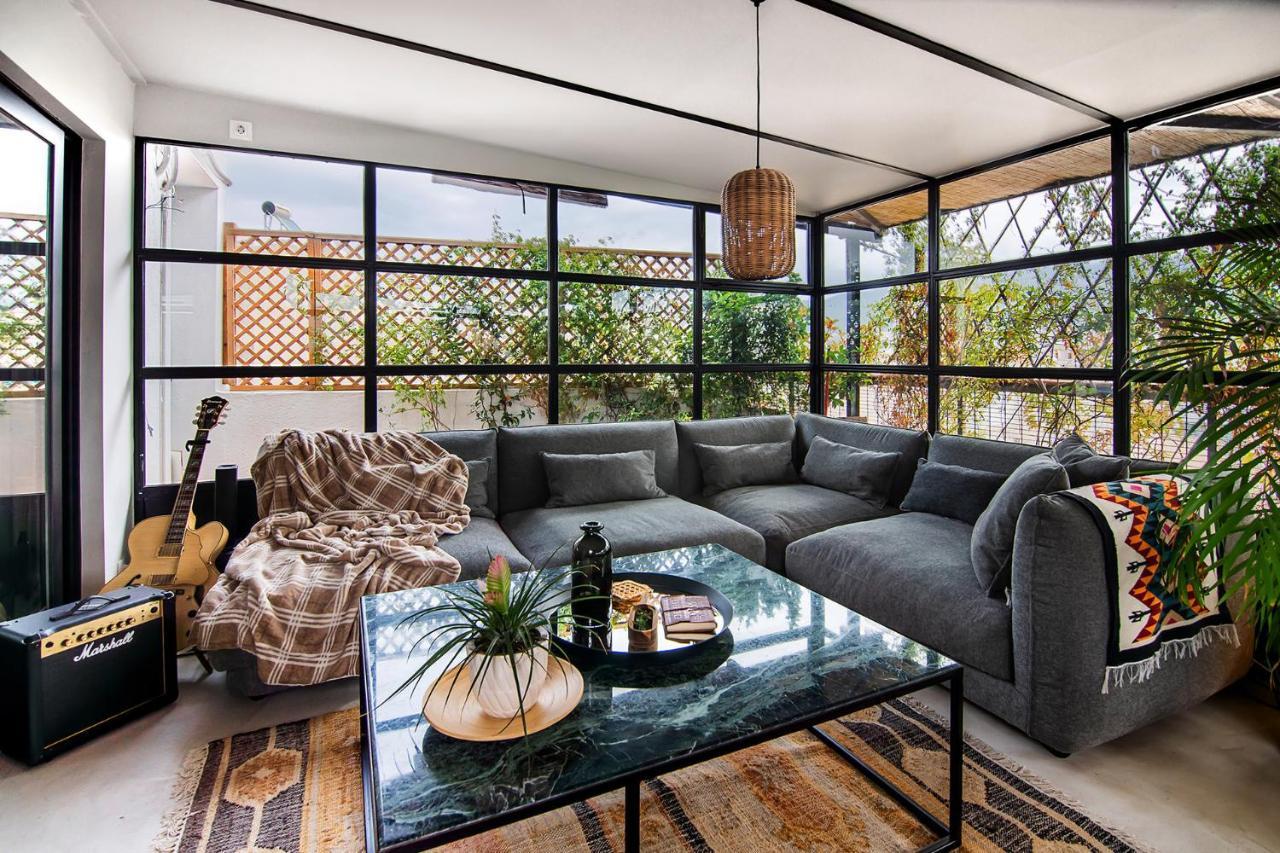 Unique Solar Penthouse With Jacuzzi And Sauna In Central เอเธนส์ ภายนอก รูปภาพ